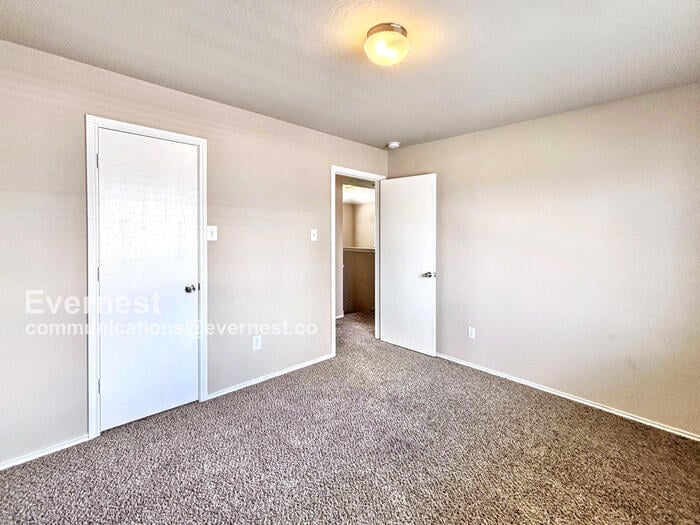 Building Photo - 14903 Sunset Bay Ct