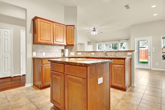 Building Photo - 9226 Fernwillow Dr