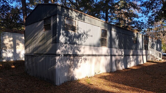 Building Photo - 304 Bayonet Dr