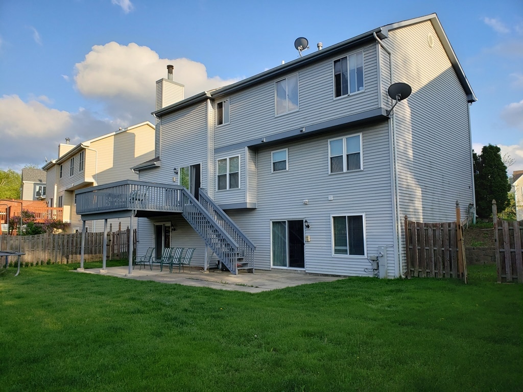 Building Photo - 1906 Armwood Ln