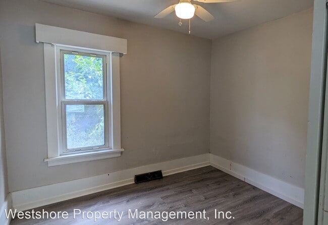 Building Photo - 4 br, 1 bath House - 895 Emerson Ave.