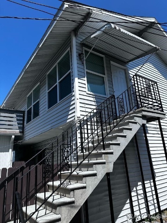 Primary Photo - 209 9th Ave N