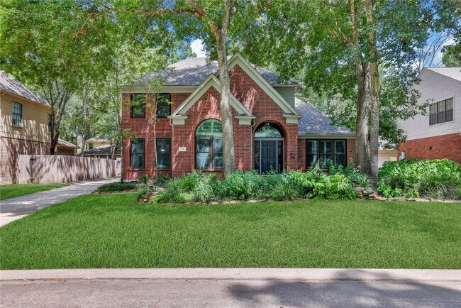 Primary Photo - 11 Windledge Pl