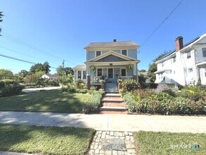 Building Photo - 519 Montauk Ave