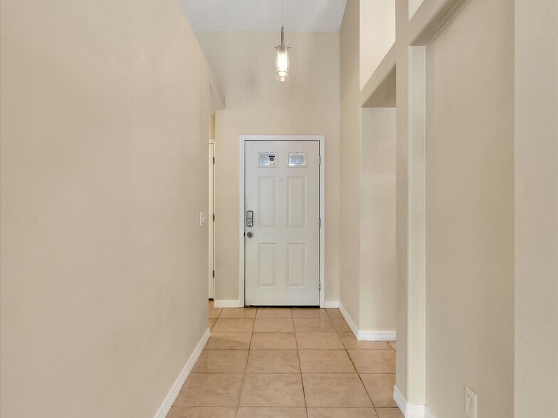 Hallway - 5105 39th St W