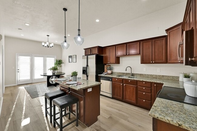 Building Photo - 14848 Ox Cart Ln