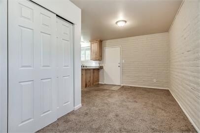 Building Photo - 761 W 600 S