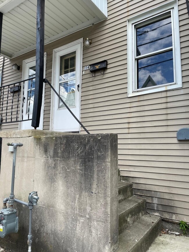 Front Door - 114 Mercer St
