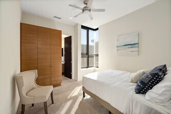 Building Photo - 1310 Manhattan Ave