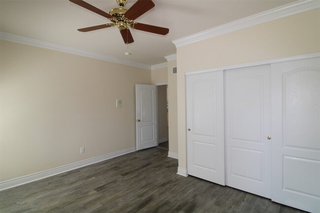 Building Photo - 320 Remington Way Dr