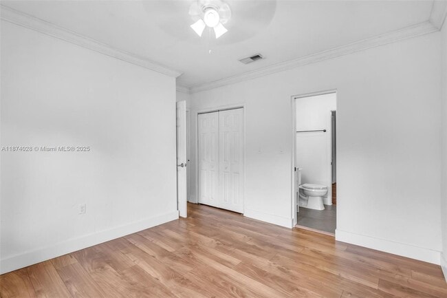 Building Photo - 4417 SW 14th St