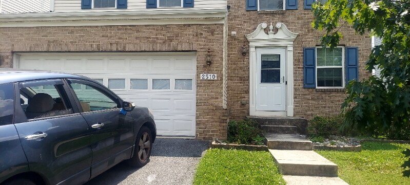 Building Photo - 2510 Yorkway