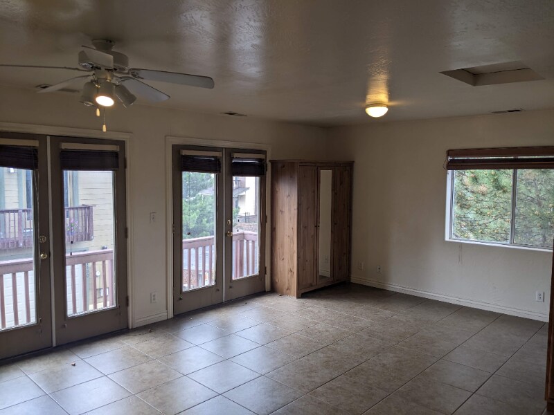 Building Photo - 1488 S Noelle Ln