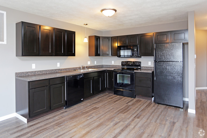 Kitchen - Judee Estates Townhomes