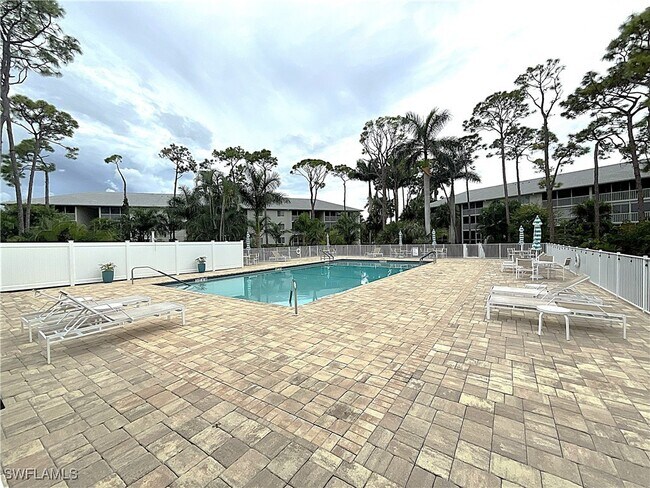 Building Photo - 3002 Sandpiper Bay Cir