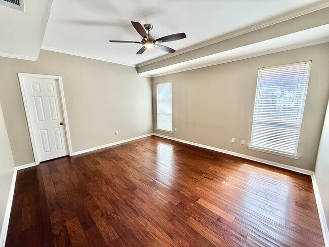 Building Photo - 12483 Fairhope Way