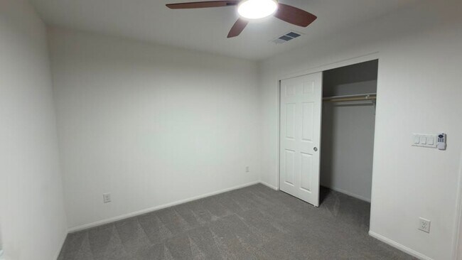 Building Photo - 10610 Sariah Skye Ave