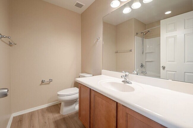 Building Photo - 26197 W Potter Dr