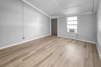 Building Photo - 1315 Alliance St