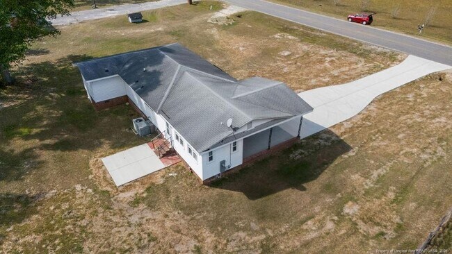 Building Photo - 4066 Hummingbird Pl