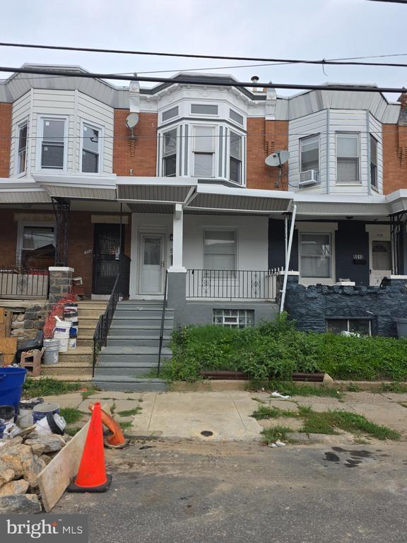 Building Photo - 5515 Catharine St