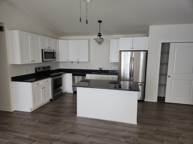 Building Photo - 5981 Hanson Ct