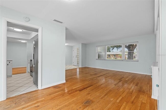 Building Photo - 13236 84th Terrace