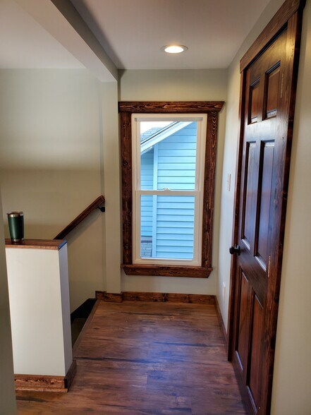 Building Photo - 189 E 2nd St