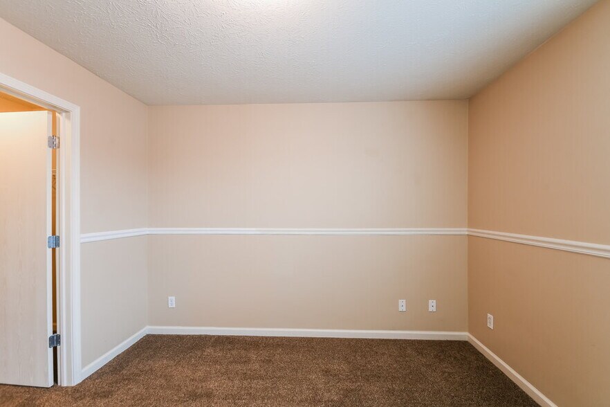 Building Photo - 14988 Lovely Dove Ln