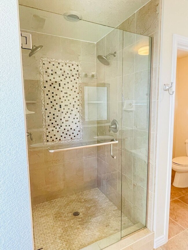 Building Photo - 5106 Camanche Way