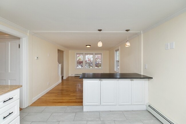 Building Photo - 27 Bowdoin St