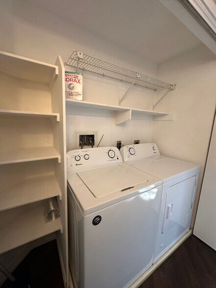 Building Photo - 11345 Affinity Ct