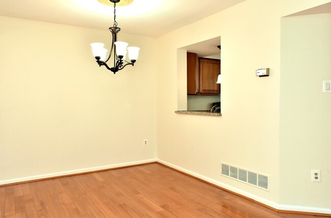 Building Photo - Burtonsville, MD