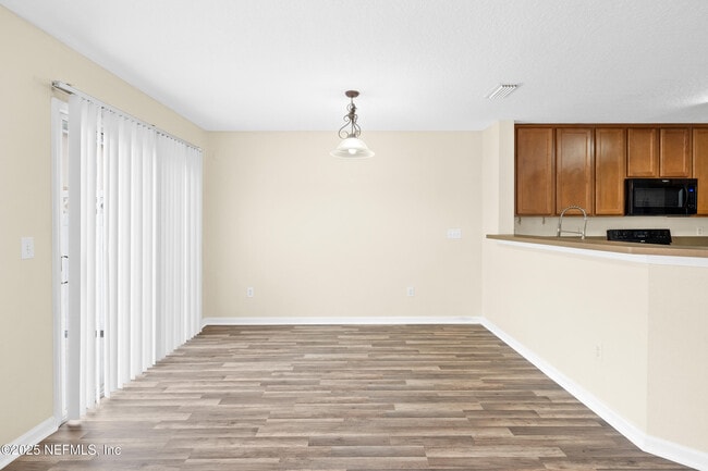 Building Photo - 6700 Bowden Rd