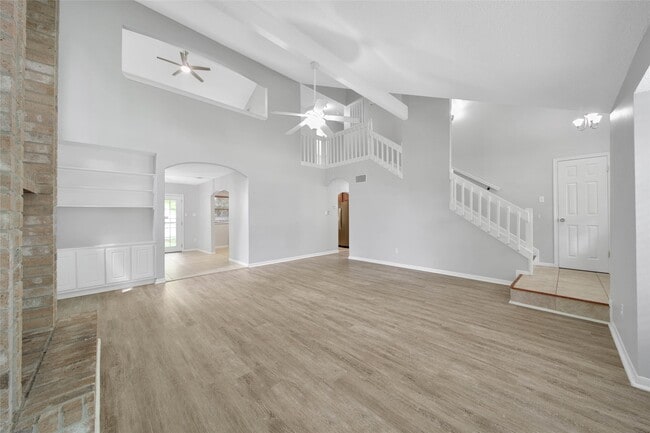 Building Photo - 9 W Lance Leaf Rd