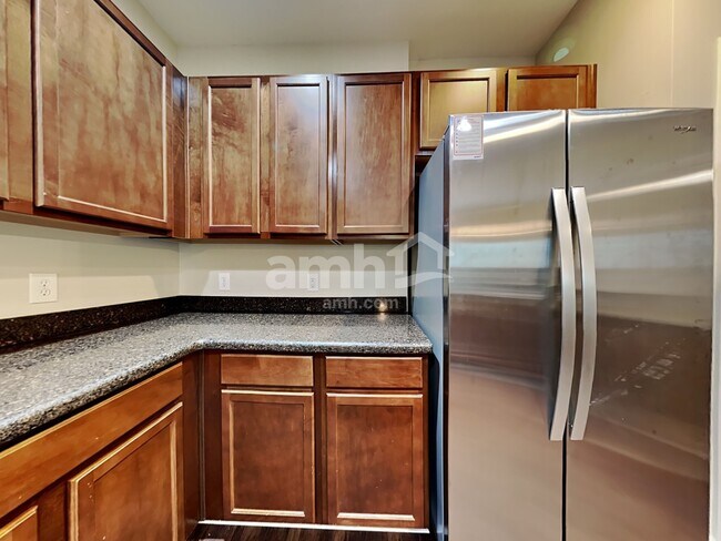 Building Photo - 120 Maywood Drive