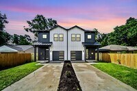 Building Photo - 4930 Chennault Rd