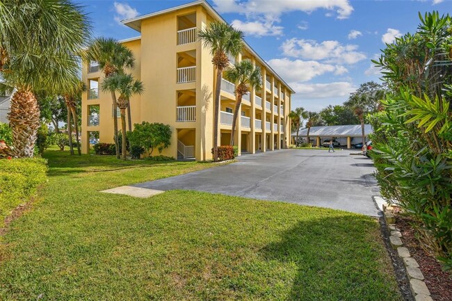 Building Photo - 1125 Pinellas Bayway S