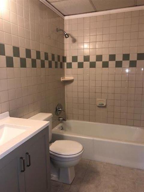 Building Photo - 156L Capitol Hill Dr