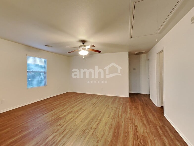 Building Photo - 2838 Wisner Cir