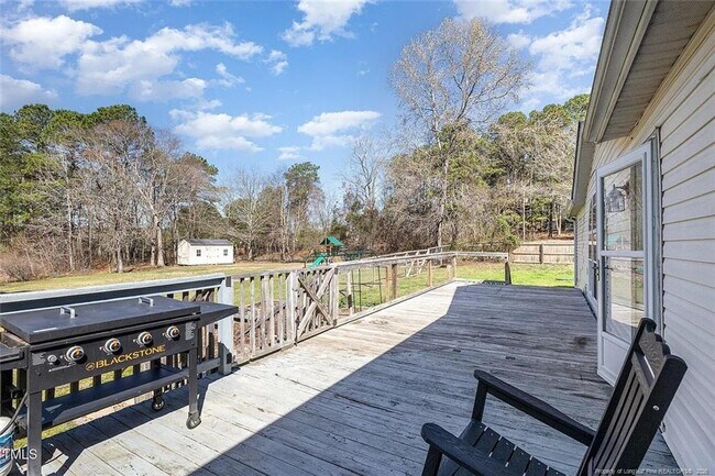 Building Photo - 18 5 Ponds Dr