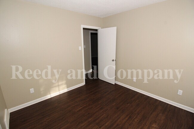 Building Photo - 4074 Stowe St