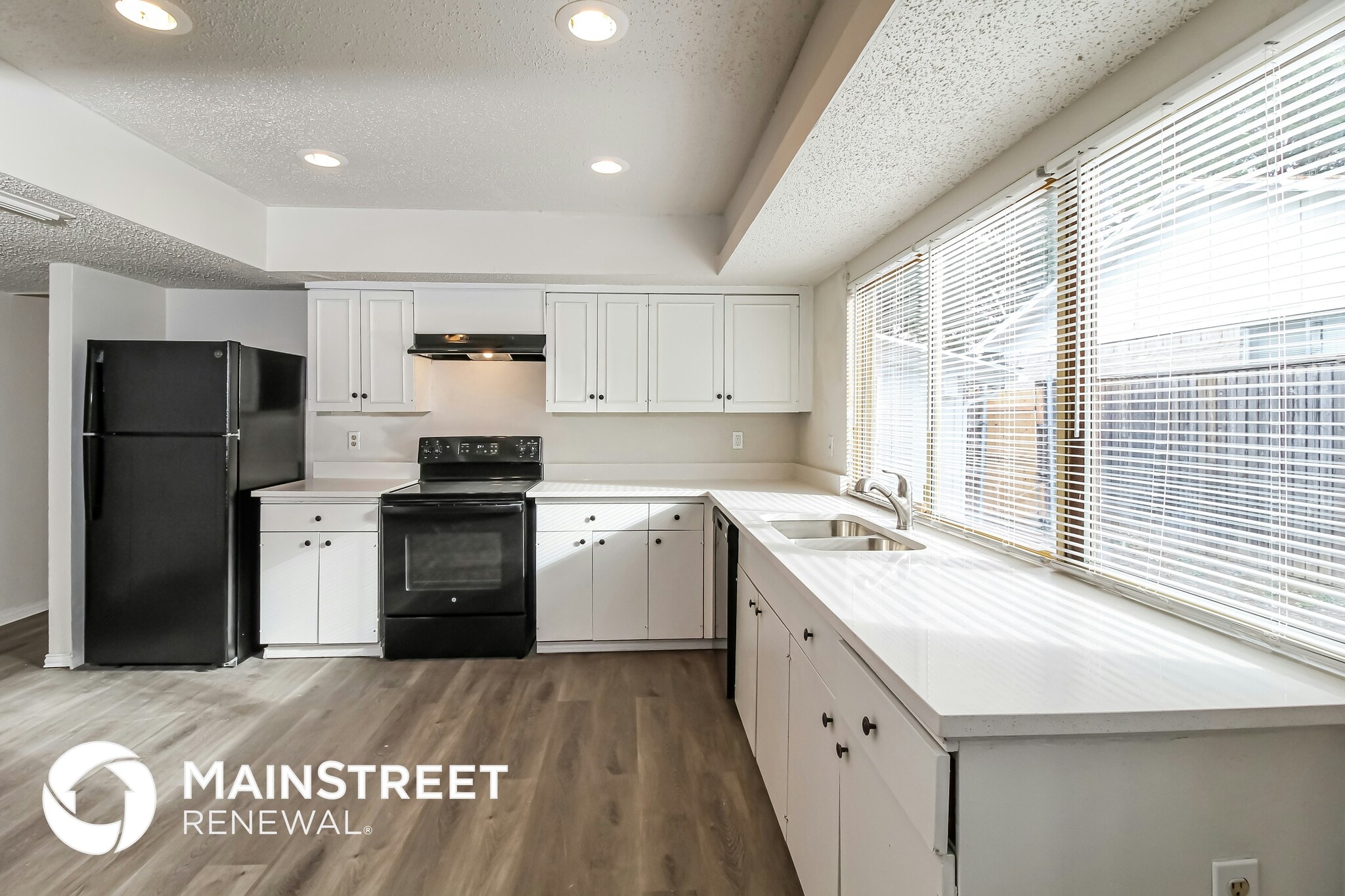 Building Photo - 1514 Carnation Dr