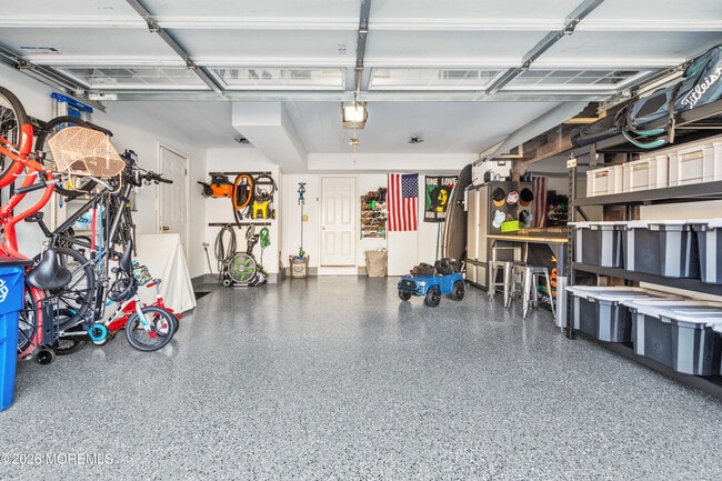 Building Photo - 207 Yale Blvd