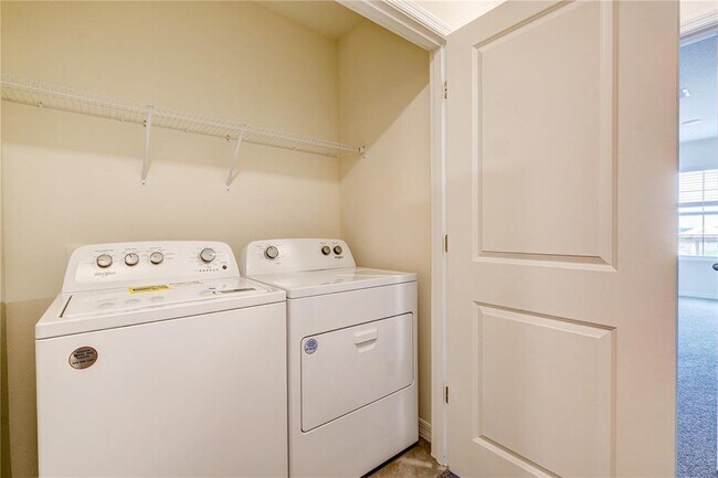 Building Photo - 17436 Crescent Moon Lp