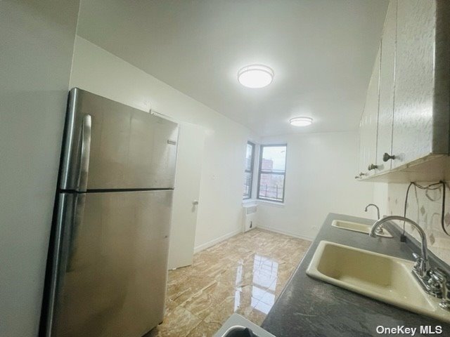 Building Photo - 108-50 62nd Dr
