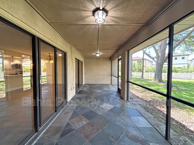 Building Photo - 8048 Sandpoint Blvd