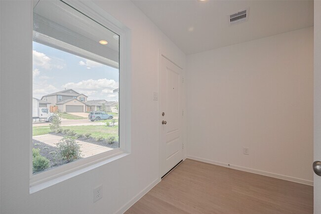 Building Photo - 28723 Texas Sparrow Ln