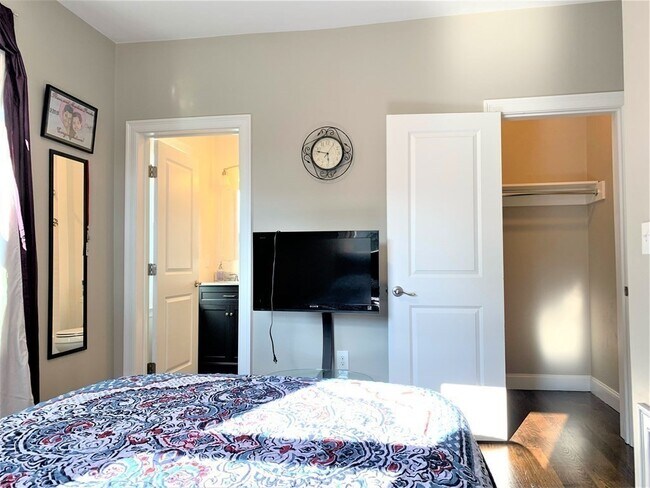 Building Photo - 26 Taralli Terrace