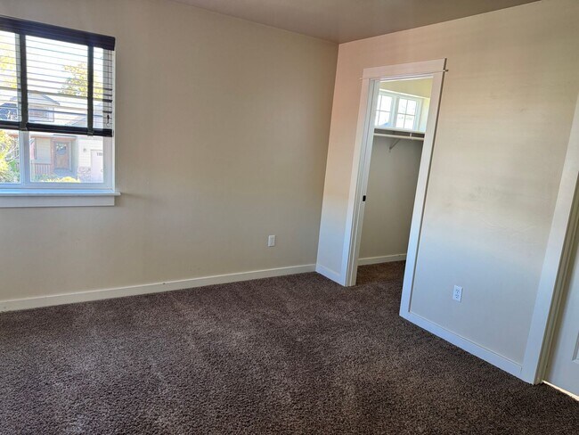 Building Photo - Fantastic home in Central Bozeman ready for move-in